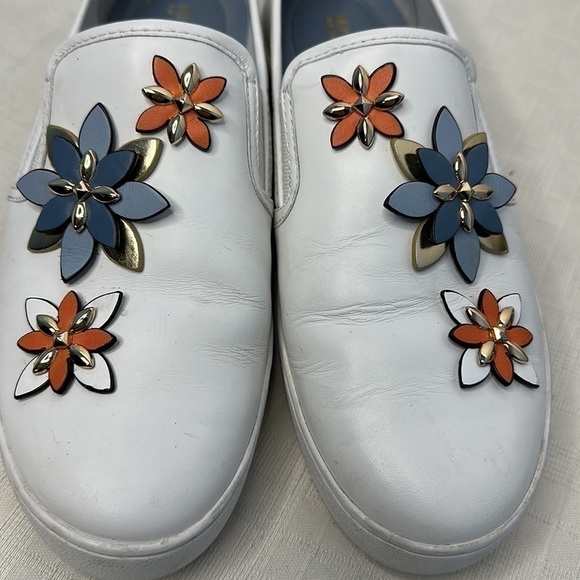 Micheal Kors Lola flower appliqué white sneaker shoes size 8 - Picture 5 of 11